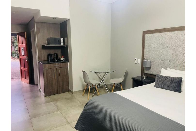 Manor Hills Guest Lodge Guest house, Rustenburg - imaginea 5