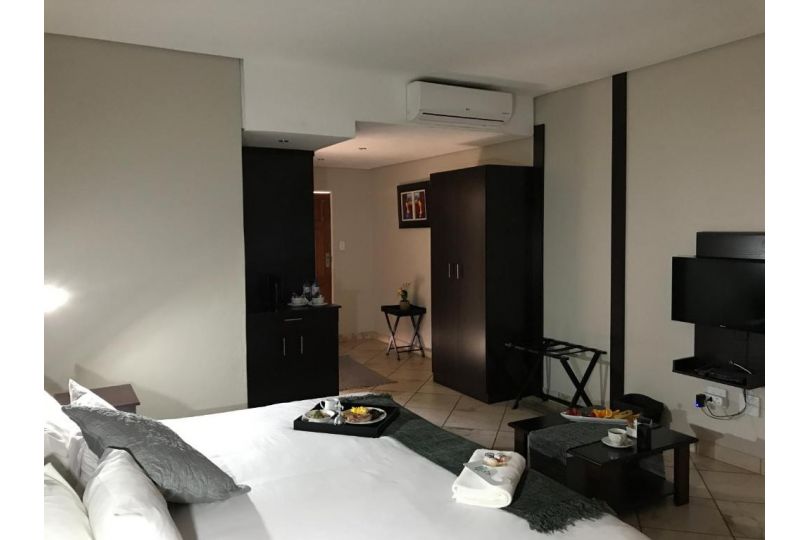 Manor Hills Guest Lodge Guest house, Rustenburg - imaginea 14