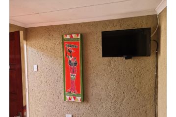 MANTSHO PERMACULTURE Apartment, Polokwane - 1