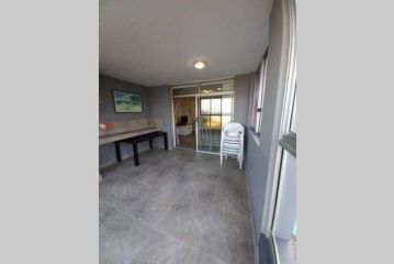 Margate Boulevard - Superb Secure Apartment, Margate - 5