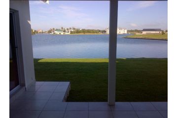 Marina Martinique Selfcatering Guest house, Jeffreys Bay - 5