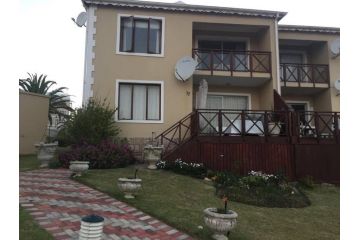 MARINA SANDS WATERSIDE Apartment, Jeffreys Bay - 2