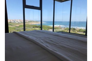 Marine 5 Boutique Bed and breakfast, Gansbaai - 2