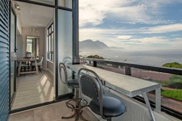 Marine Court 5 by BACK IN TOWN Apartment, Hermanus - 2