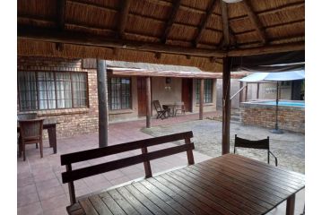 Marloth Bush Retreat Guest house, Marloth Park - 2