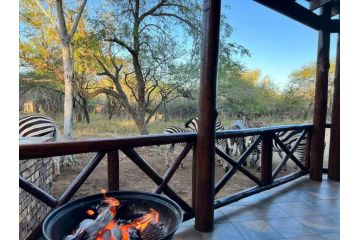 Marloth park Hippo's Rock self-catering house Guest house, Marloth Park - 3