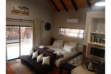 Marloth Wild Fig Studio Apartment, Marloth Park - 1