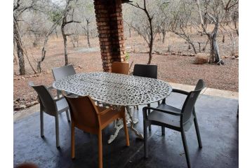 Mary B' Cottage Apartment, Marloth Park - 5