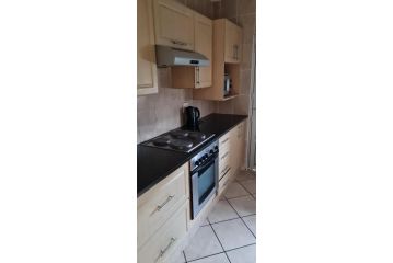 Mbuso Apartment, Richards Bay - 4