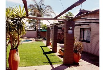 Mckala Guesthouse Guest house, Kimberley - 1