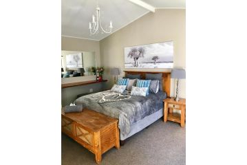 Meadow Lane Country Cottages Chalet, Underberg - 2