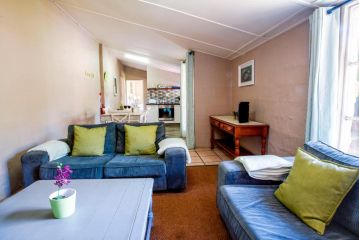 Meadow Lane Country Cottages Chalet, Underberg - 5