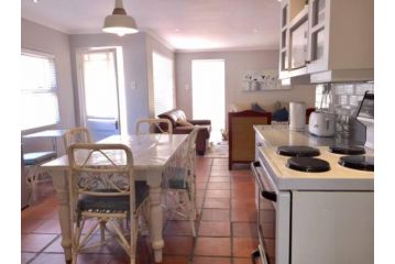 Meerhuis Cottage Apartment, Langebaan - 4