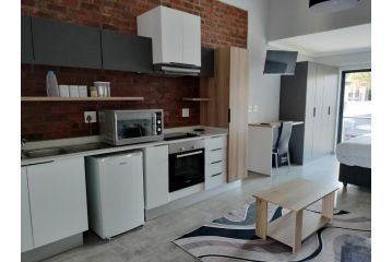 Menlo Park Apartments Apartment, Pretoria - 1