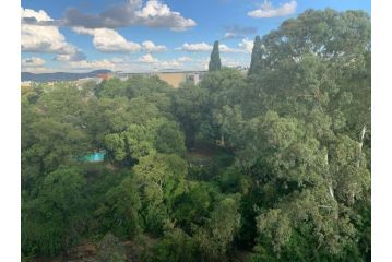 Menlyn hub apartment living with a view on nature Apartment, Pretoria - 1