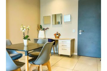 Menlyn Maine Residence Cape Town Apartment, Pretoria - 5