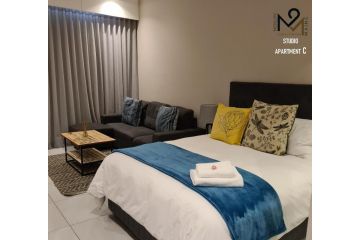 Menlyn Maine Luxury Rentals Apartment, Pretoria - 1