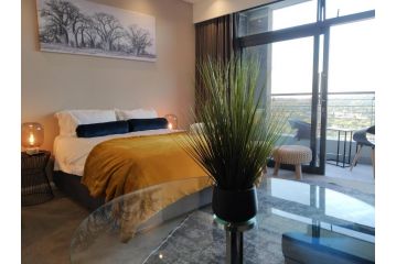 The Residence Luxury Studio - Menlyn Maine Apartment, Pretoria - 3