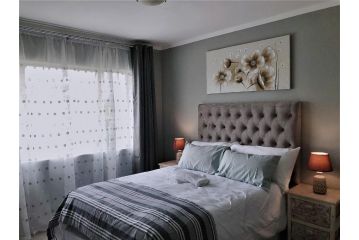 @Menlyn Place, Menlyn Maine, Pretoria - Accommodation Apartment, Pretoria - 1