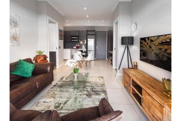 Menlyn Residence - Luxury 2 Bedroom Apartment, Pretoria - 2