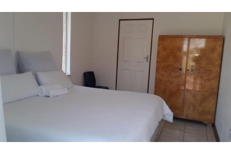 MGRE Lodge Guest house, Bloemfontein - imaginea 16