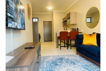 Mikeys Place on Lever with Fibre Uncapped WiFi Apartment, Midrand - 2