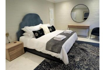 Milkwood Hideaway Apartment, Hermanus - 1