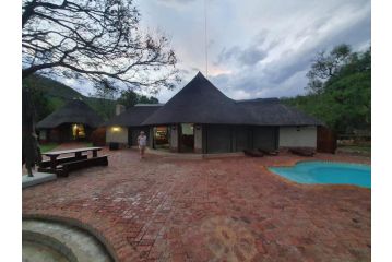 Milkwood Valley Lodge, Mabalingwe Chalet, Bela-Bela - 4