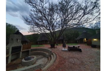 Milkwood Valley Lodge, Mabalingwe Chalet, Bela-Bela - 1