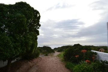 Milky Way Holiday Home Guest house, Paternoster - 5