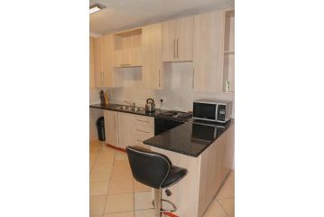 Mills Pad with 2-bedroom Apartment, Nelspruit - 5