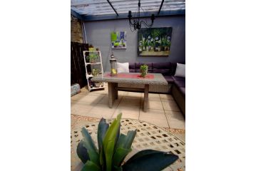 Milly's Touch B&B Studios Bed and breakfast, Roodepoort - 5