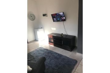 Minkiâ€™s Place Guest house, Roodepoort - 3
