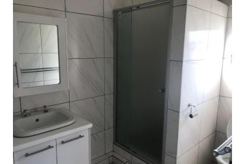 Minki's place Guest house, Roodepoort - 1