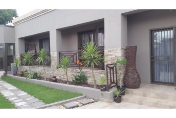 MissM Guesthouse and Spa Guest house, Johannesburg - 2