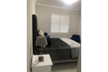 MLMK Property Studio17 Guest house, Cape Town - 4