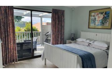 Modern 1 bed studio apartment with amazing views Apartment, Plettenberg Bay - 2
