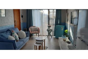 Modern & Luxury Cottage Apartment, Johannesburg - 4