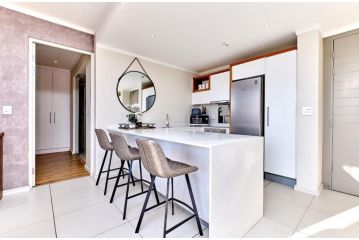 Modern luxury fully furnished apartment in Sandton Apartment, Johannesburg - 5