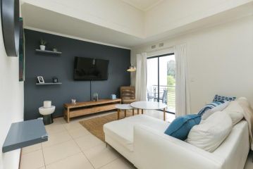 Modern apartment in a secure golf estate.WIFI Apartment, Roodepoort - 4