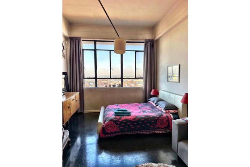 Modern city apartment in Johannesburg - Maboneng Apartment, Johannesburg - imaginea 2