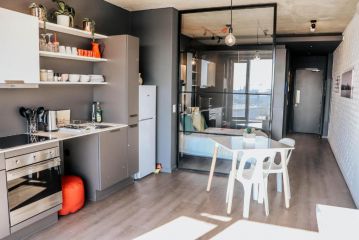 Wex1 - Modern, Iconic, Pool, Gym, WiFi, Secure Parking Apartment, Cape Town - 5