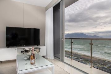 Modern Ocean View 1 Bedroom Apartment 707 Infinity Apartment, Cape Town - 5