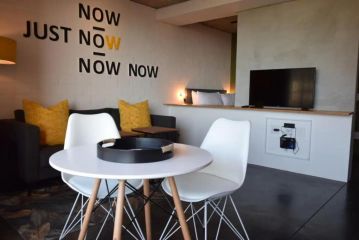 Modern Studio Apartment with Incredible Views Apartment, Cape Town - 1