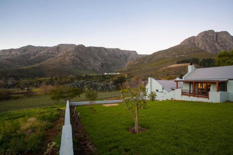 Mont Angelis ApartHotel, Stellenbosch - imaginea 6