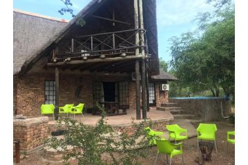 Mopani Manor Guest house, Marloth Park - 2