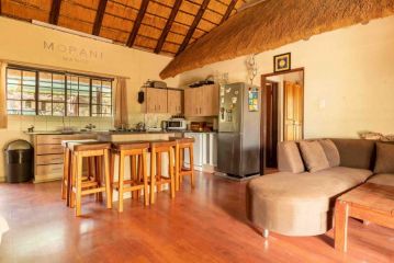Mopani Manor Guest house, Marloth Park - 4