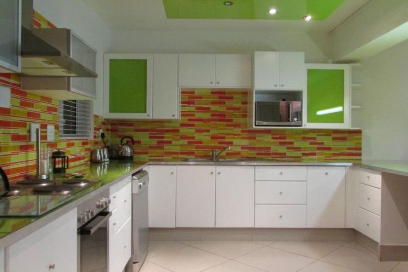 Modern 3 bedroom apartment on beachfront Apartment, Port Elizabeth - imaginea 11