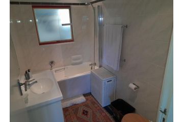 MÃ´reson two bedroom Holiday Home Guest house, Cape Town - 3