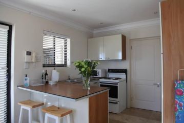 Mossel is the Gem of Yzerfontein Apartment, Yzerfontein - 1